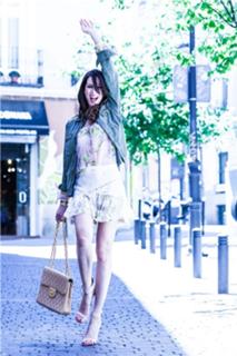 Mar Saura feet photo thumbnail
