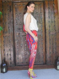 Mar Saura feet photo thumbnail