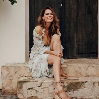 Mar Saura feet photo thumbnail