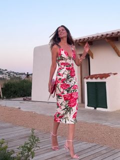Mar Saura feet photo thumbnail