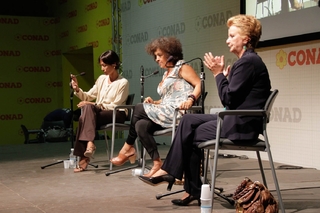 Mara Carfagna feet photo 3