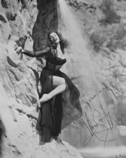 Mara Corday feet photo 17