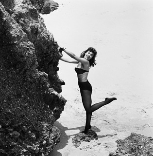 Mara Corday feet photo 20