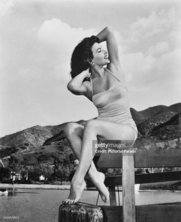 Mara Corday feet photo 14