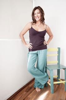 Mara Escalante feet photo 1