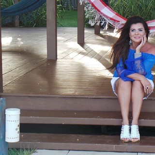 Mara Maravilha feet photo 12