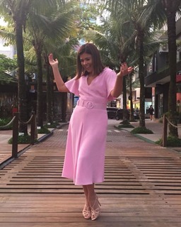 Mara Maravilha feet photo 5