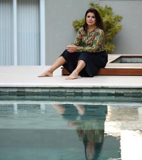 Mara Maravilha feet photo 2