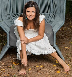 Mara Maravilha feet photo 10