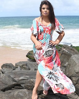 Mara Maravilha feet photo 4