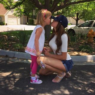 Mara Teigen feet photo 5