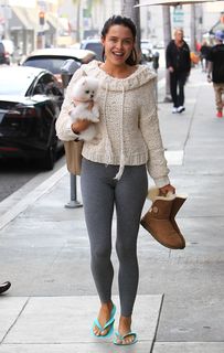 Mara Teigen feet photo 11