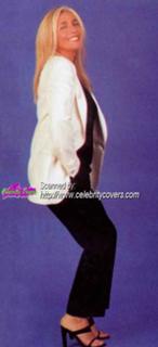 Mara Venier feet photo thumbnail