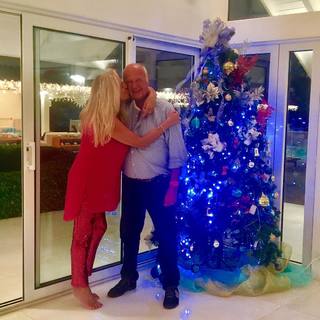 Mara Venier feet photo thumbnail