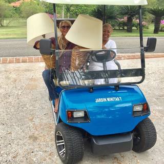 Mara Venier feet photo thumbnail