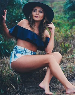 Marcela Barrozo feet photo 20