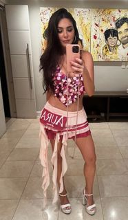 Marcela Barrozo feet photo 4