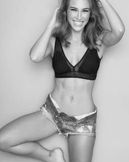 Marcela Fetter feet photo 2
