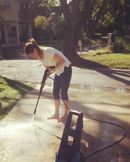 Marcela Kloosterboer feet photo thumbnail