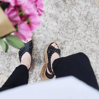 Marcela Kloosterboer feet photo thumbnail