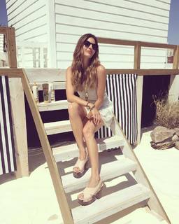 Marcela Kloosterboer feet photo thumbnail