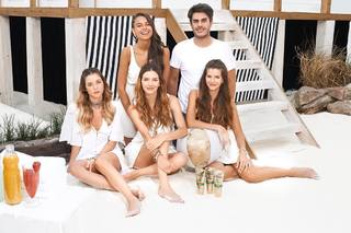 Marcela Kloosterboer feet photo thumbnail