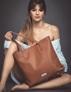 Marcela Kloosterboer feet photo thumbnail