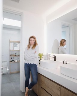 Marcela Kloosterboer feet photo thumbnail