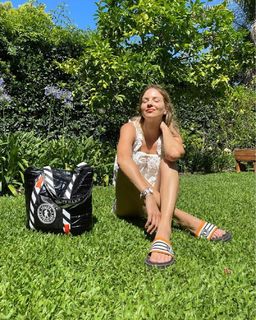 Marcela Kloosterboer feet photo thumbnail