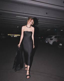 Marcela Kloosterboer feet photo thumbnail