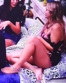 Marcela McGowan feet photo 10