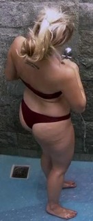 Marcela McGowan feet photo 11