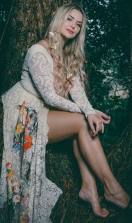 Marcela McGowan feet photo 18