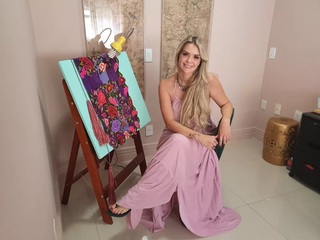 Marcela McGowan feet photo 5