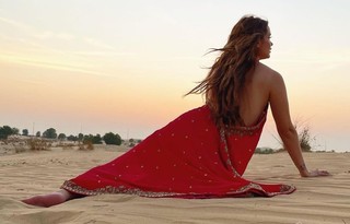 Marcela McGowan feet photo 8