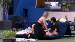 Marcela McGowan feet photo 8