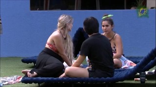 Marcela McGowan feet photo 6