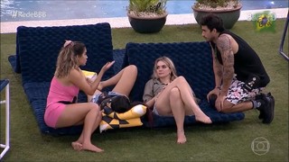 Marcela McGowan feet photo 12