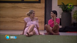 Marcela McGowan feet photo 16