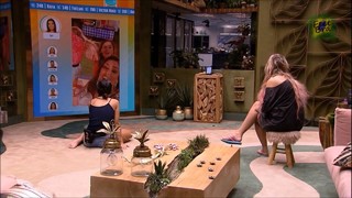 Marcela McGowan feet photo 2