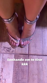 Marcela McGowan feet photo 6