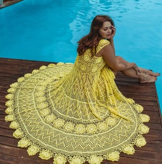 Marcela McGowan feet photo 14