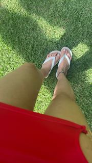Marcela McGowan feet photo 5