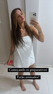 Marcela McGowan feet photo 6