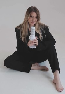 Marcela McGowan feet photo 16