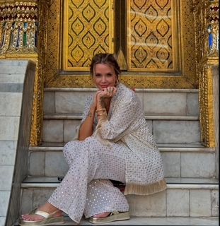 Marcela McGowan feet photo 12