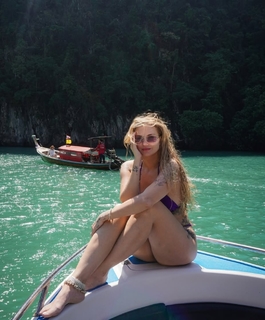 Marcela McGowan feet photo 5
