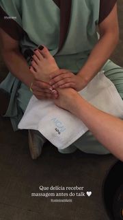Marcela McGowan feet photo 20
