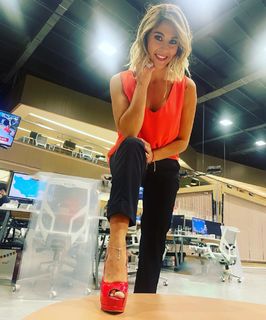 Marcela Pagano feet photo 11