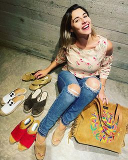 Marcela Pagano feet photo 10